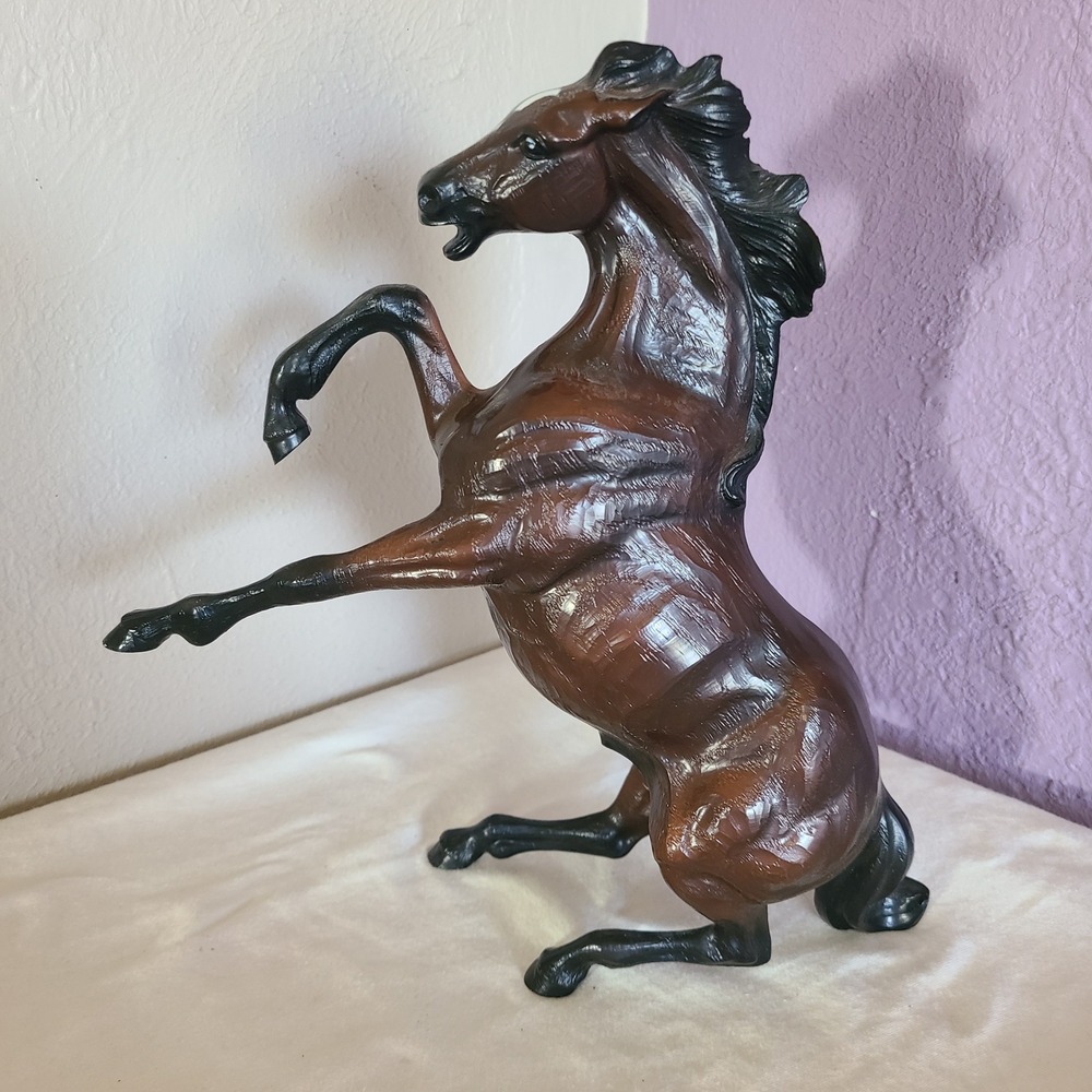 Hartland Fighting Stallion Horse 2001 Special Run Bay Mustang Limited 1/100 Rare